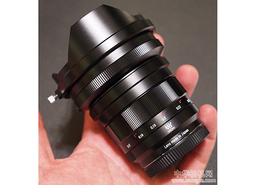 福伦达准备推出Nokton 10.5mm f/0.95 M4/3镜头