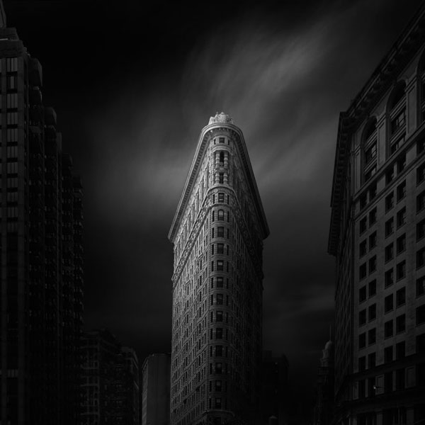 摄影师创意 : 纽约变 "暗区" 如在恐怖片中